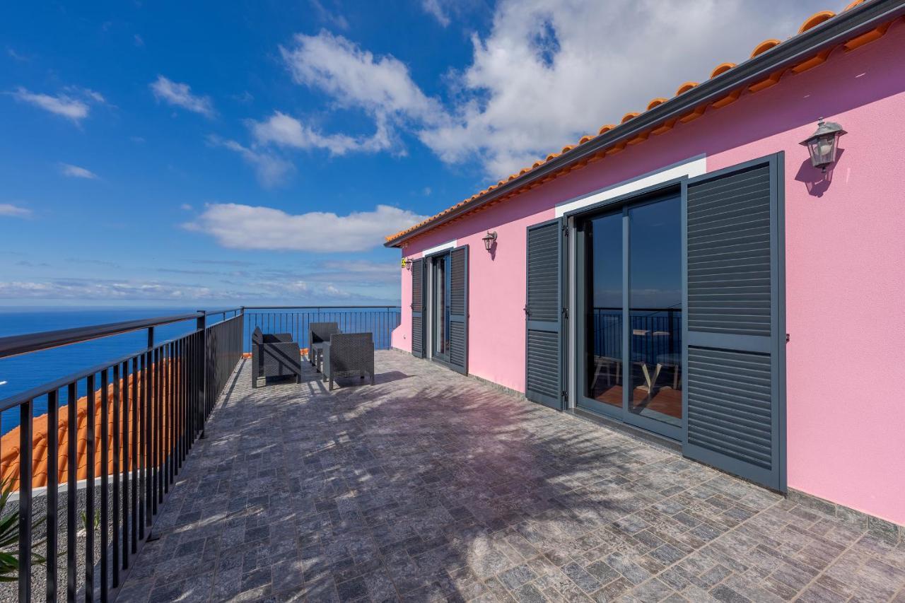 Villa Rosa With Private Pool By Hr Madeira 리베이라브라바 외부 사진