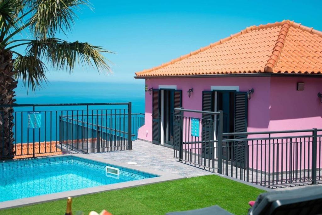 Villa Rosa With Private Pool By Hr Madeira 리베이라브라바 외부 사진