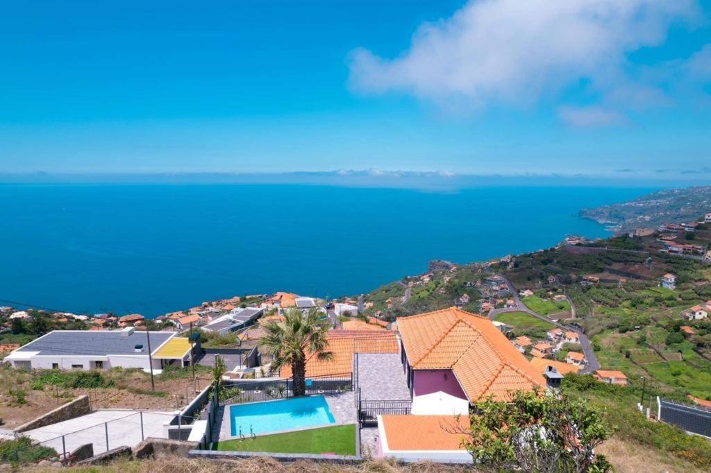 Villa Rosa With Private Pool By Hr Madeira 리베이라브라바 외부 사진