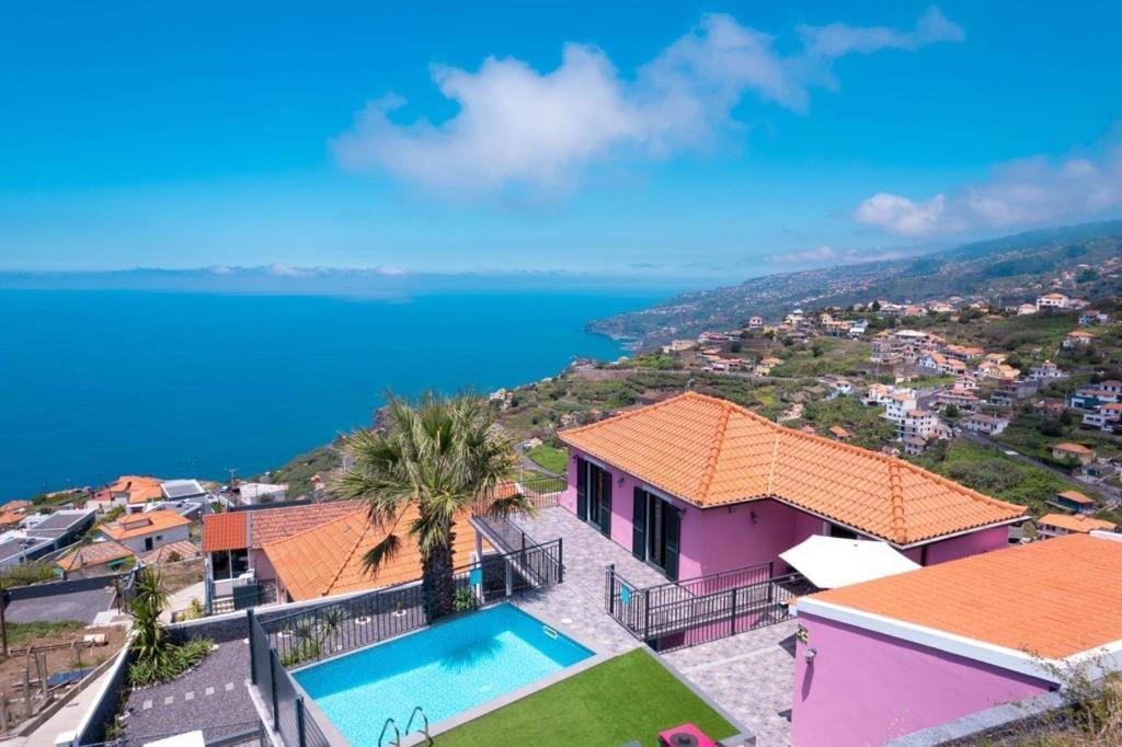 Villa Rosa With Private Pool By Hr Madeira 리베이라브라바 외부 사진